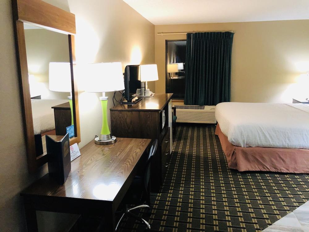 Americinn By Wyndham Columbus Wisconsin 외부 사진
