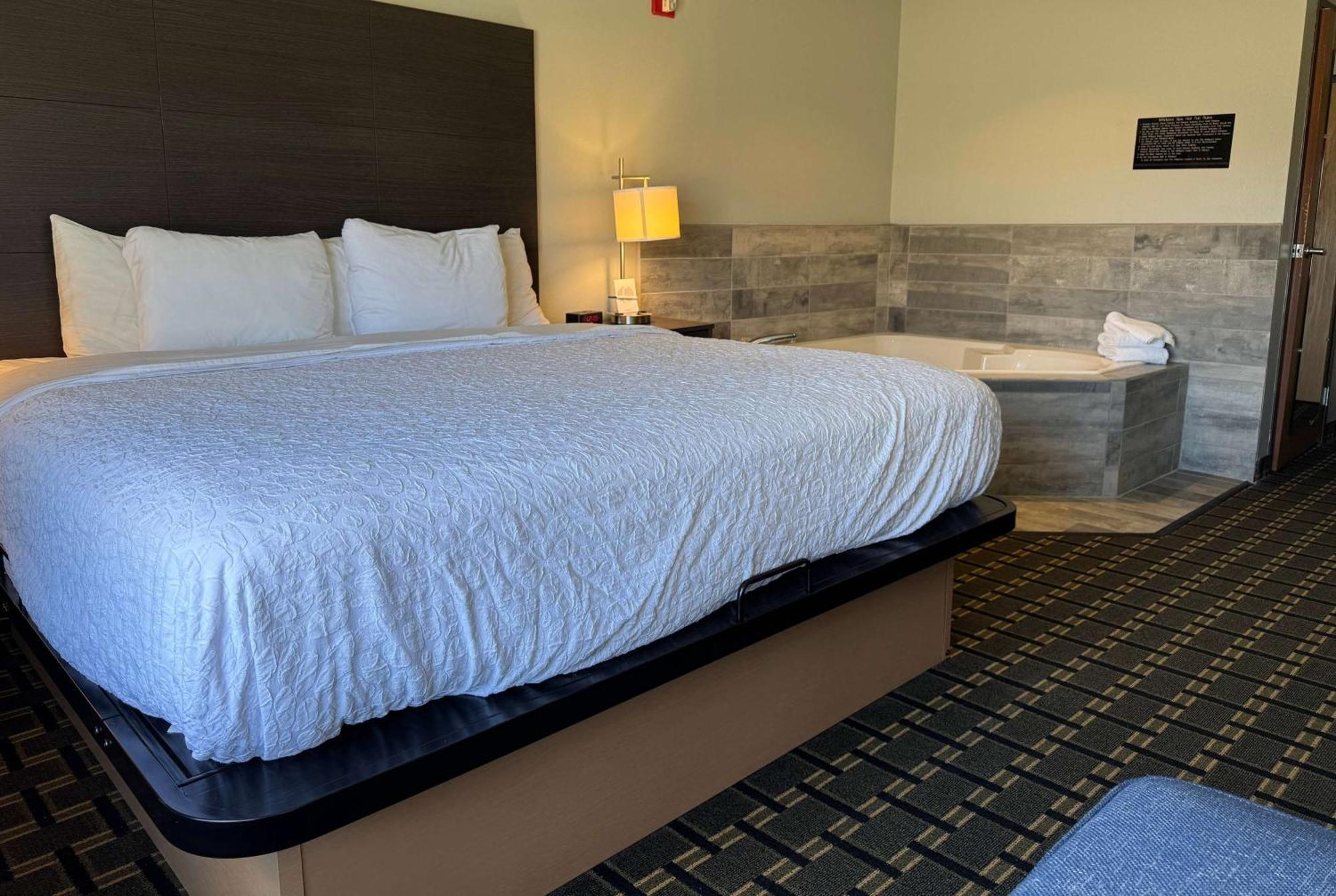 Americinn By Wyndham Columbus Wisconsin 외부 사진