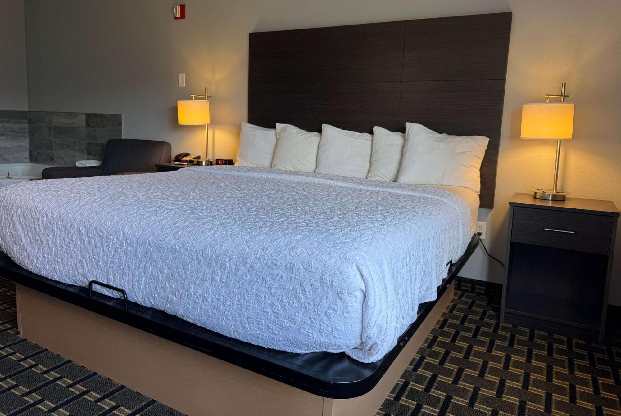 Americinn By Wyndham Columbus Wisconsin 외부 사진