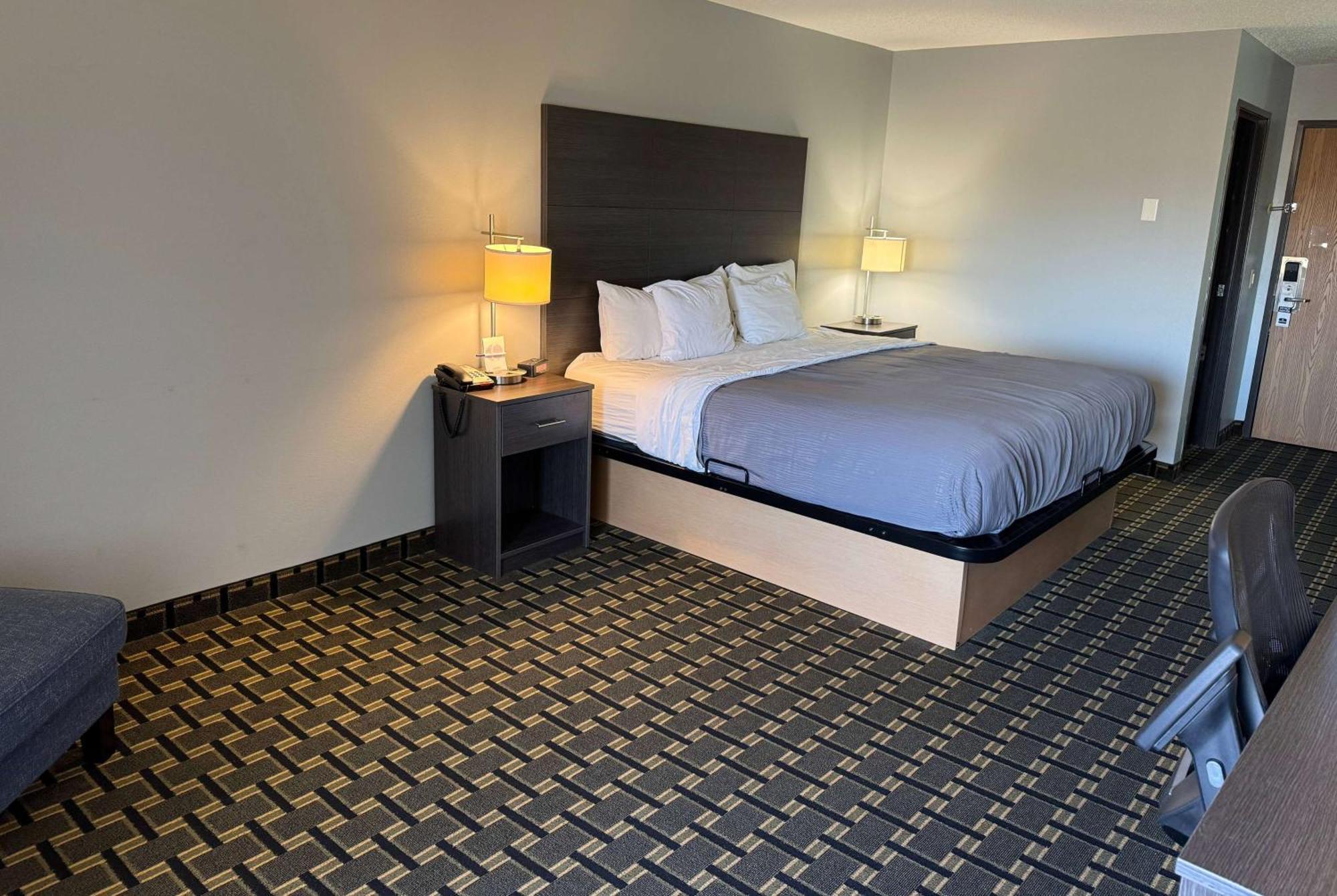 Americinn By Wyndham Columbus Wisconsin 외부 사진