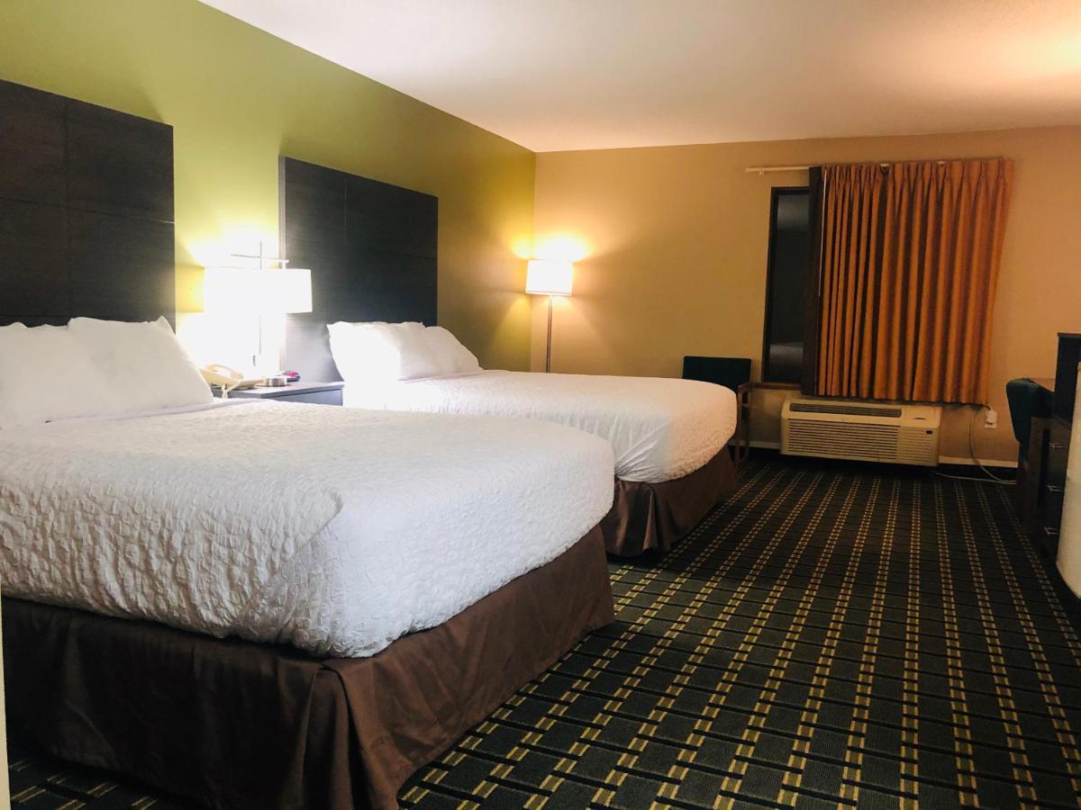 Americinn By Wyndham Columbus Wisconsin 외부 사진
